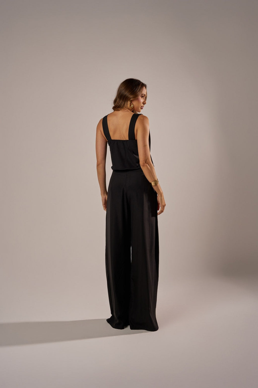 BLUSA ASSIMÉTRICA DEGAGÊ ALFAIATARIA LEVE