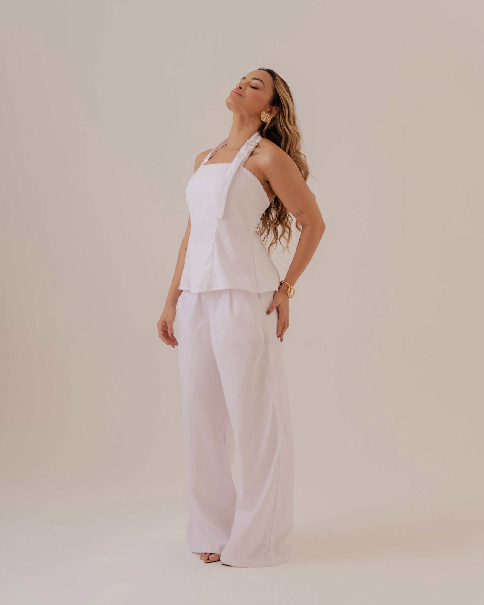 BLUSA ALONGADA FRENTE ÚNICA