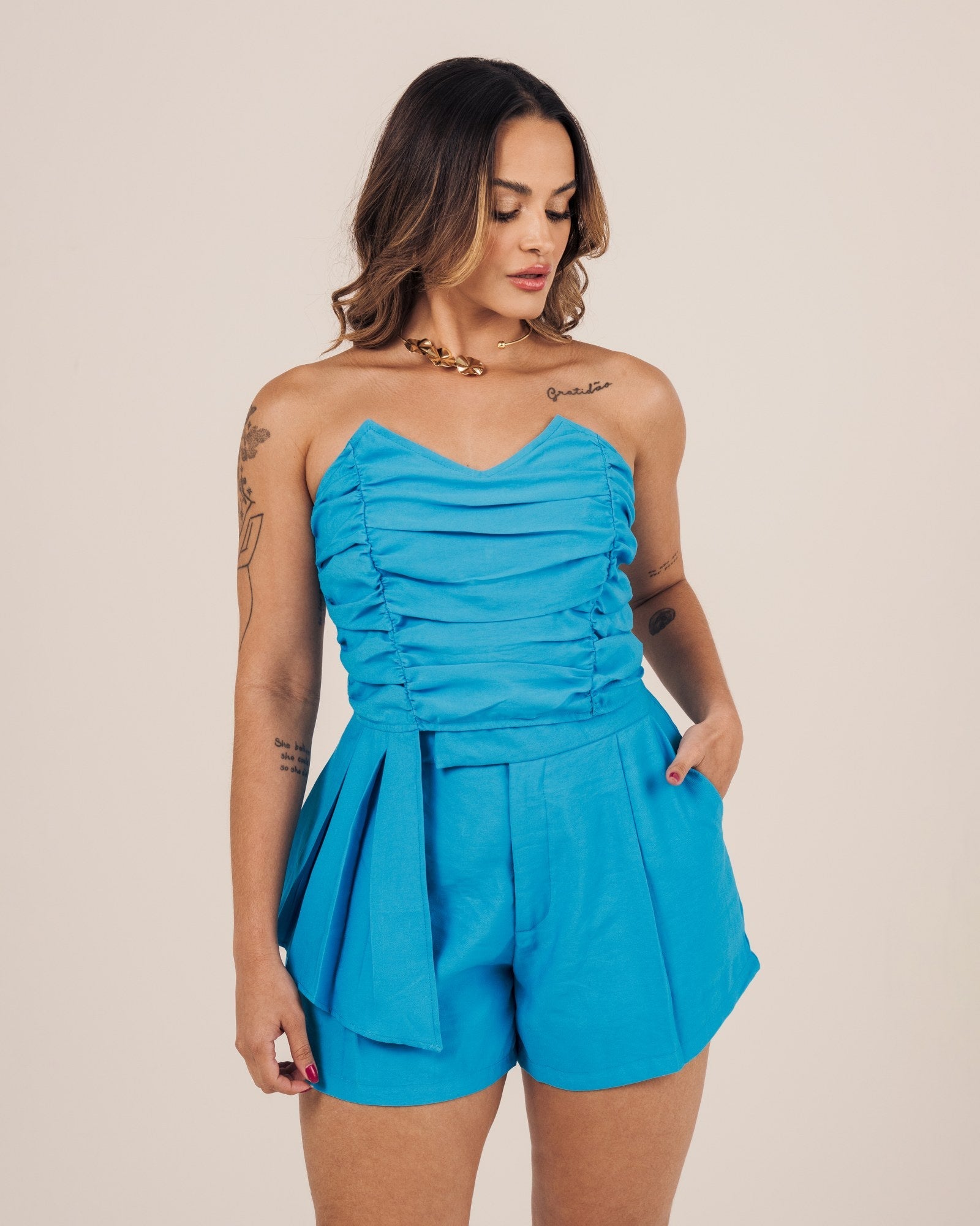 SEMI CROPPED COM DRAPEADOS