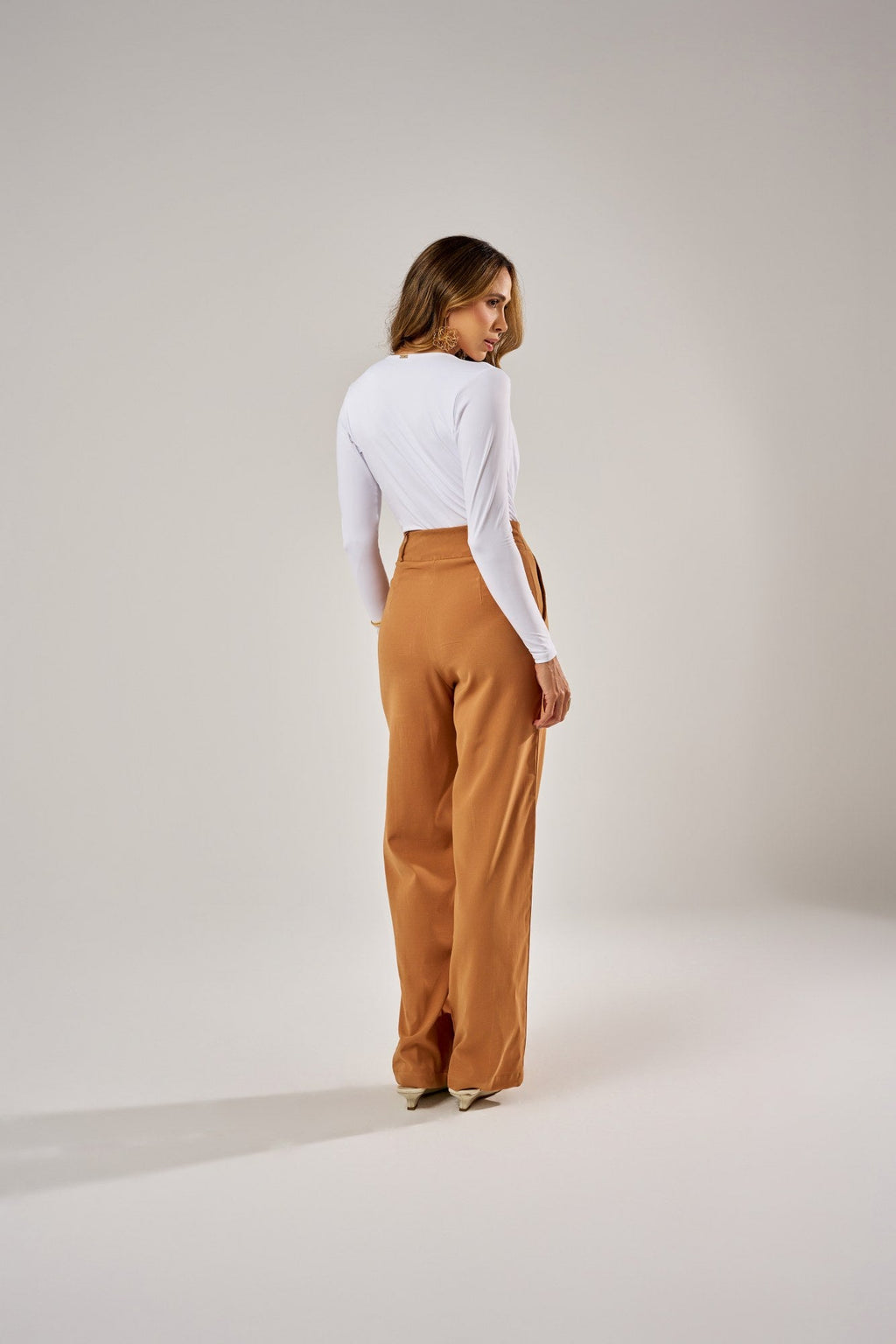 CALÇA RETA NERVURA