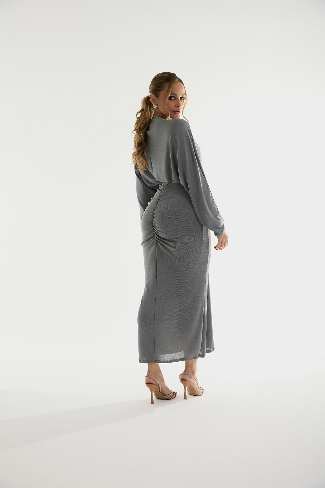 VESTIDO MIDI MANGA LONGA