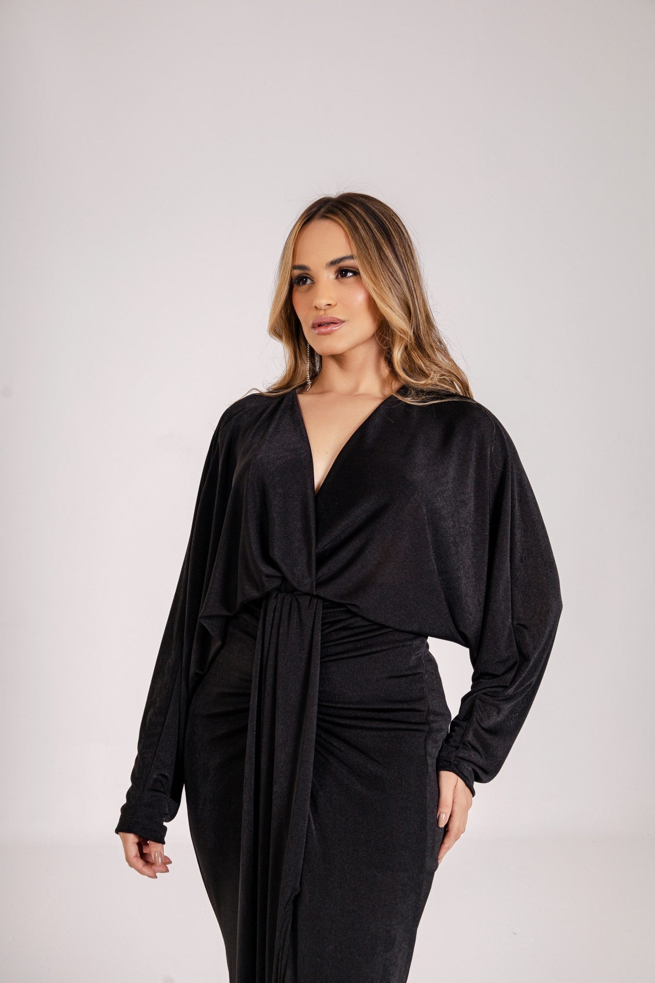 VESTIDO MIDI MANGA LONGA