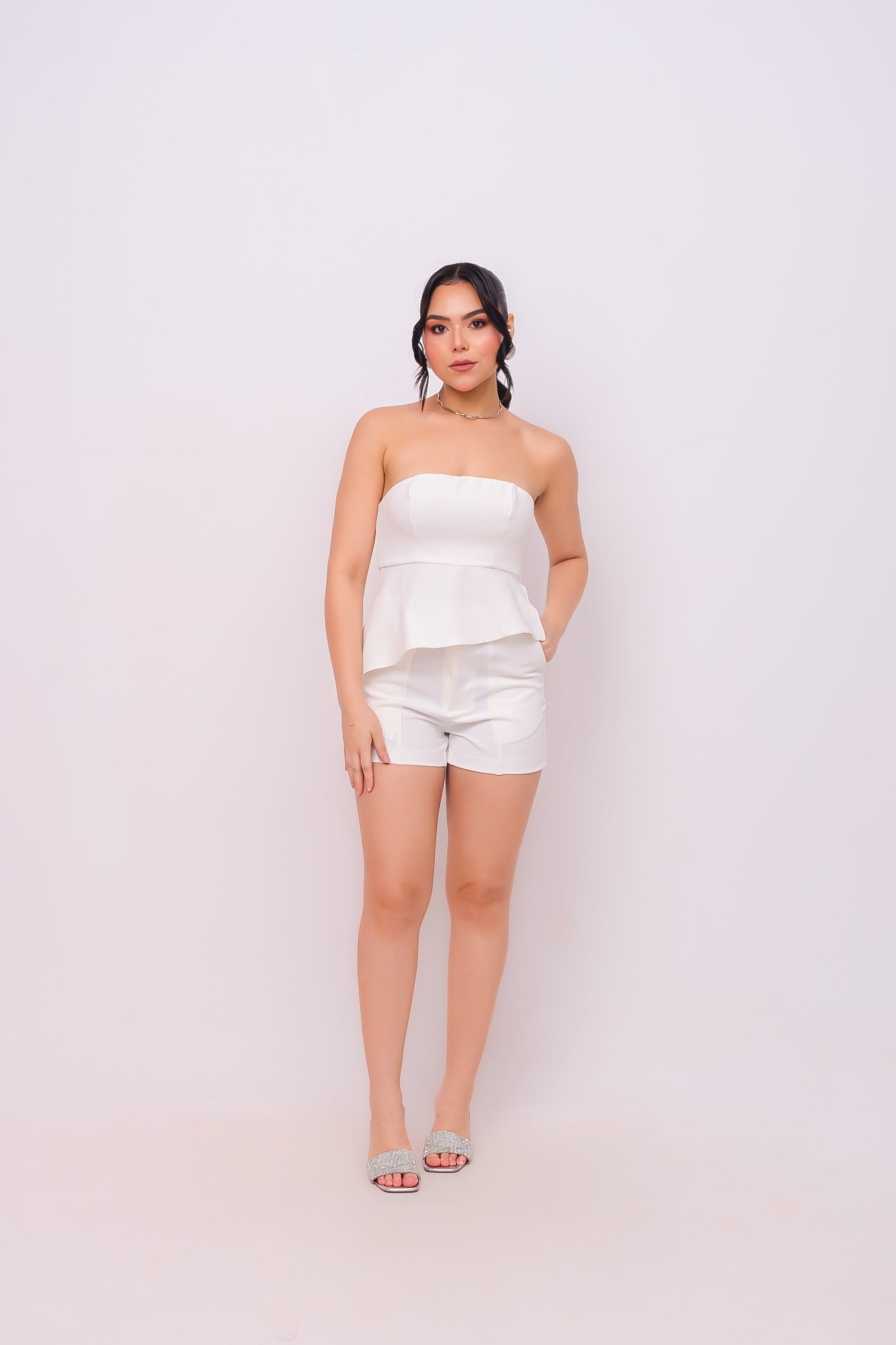 BLUSA ALFAIATARIA PEPLUM ASSIMÉTRICO (FIVE)