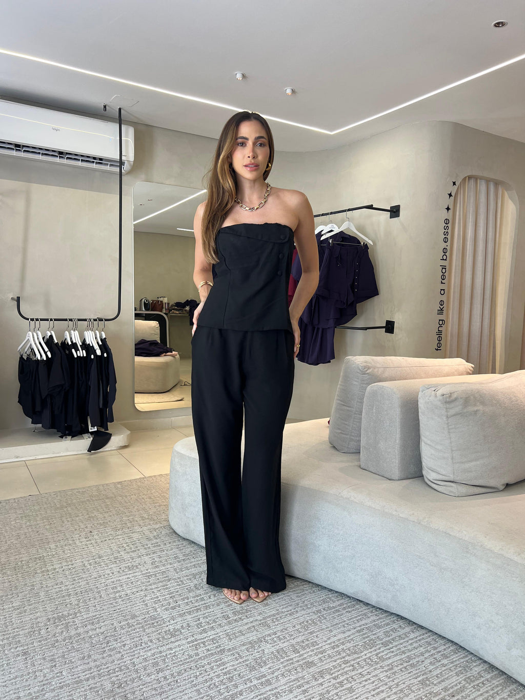 BLUSA TOMARA QUE CAIA COM BOTÕES